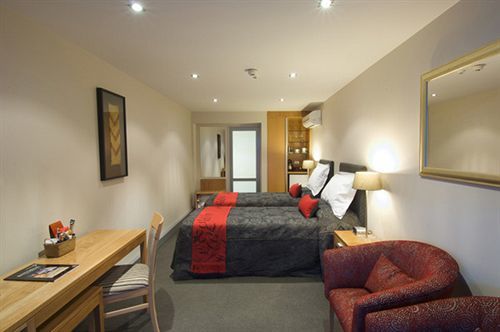 Wai Ora Lakeside Resort 4*