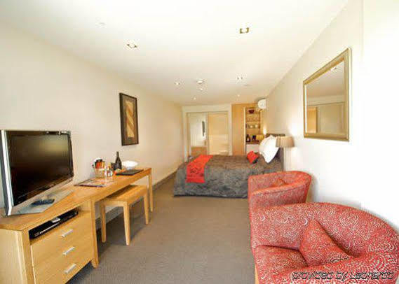 Resort Wai Ora Lakeside 4*