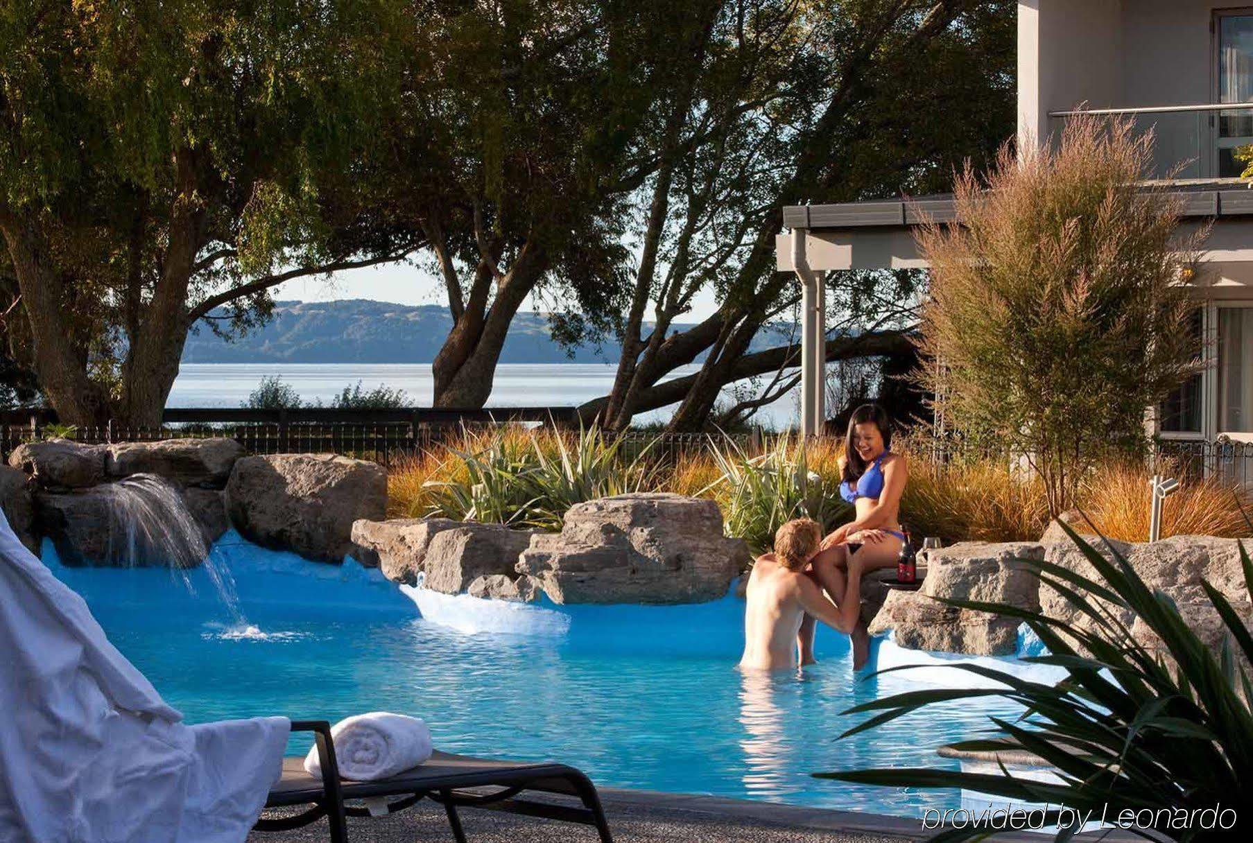 Wai Ora Lakeside Resort 4*