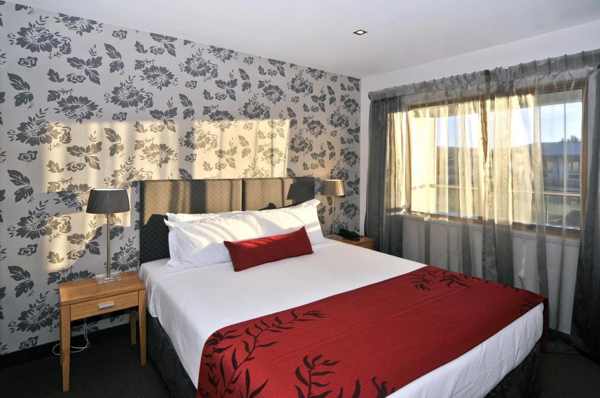 Wai Ora Lakeside 4*