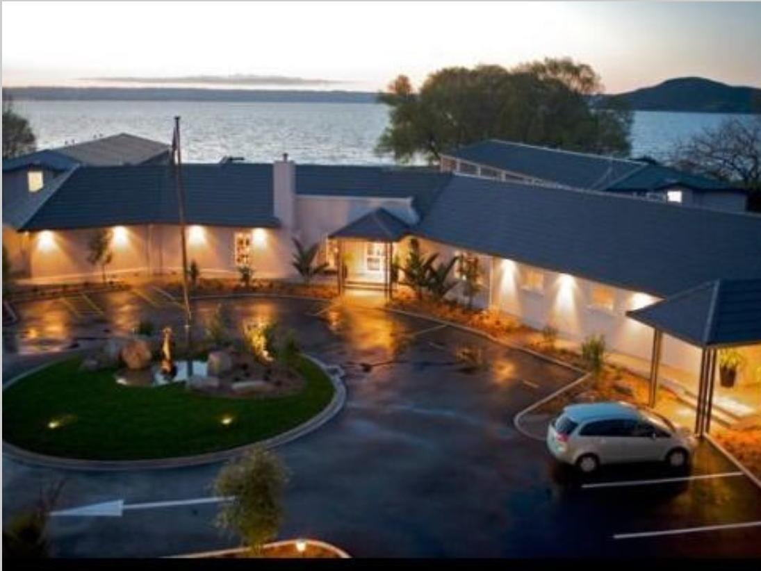 Wai Ora Lakeside Resort