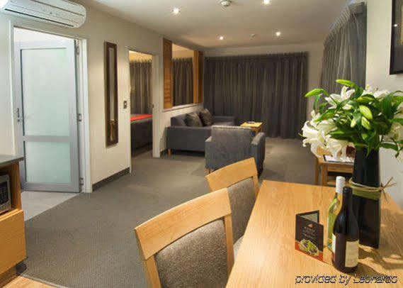 Wai Ora Lakeside Resort 4*